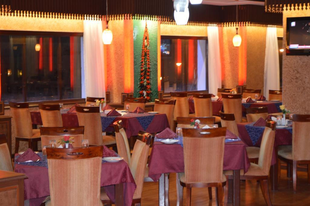Ramee Guestline Маскат